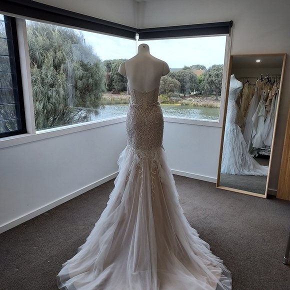 NEW! Ti Adora Wedding Dress size 2-4 Style 7753 "Saffron" - Picture 8 of 14